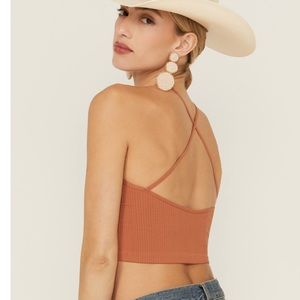 BY TOGETHER WOMEN'S HIGH NECK RIBBED SOLID CROSS BACK CAMI